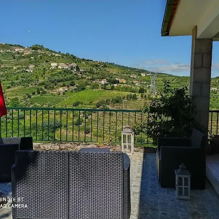 Quinta De Penelas Casa de Férias *